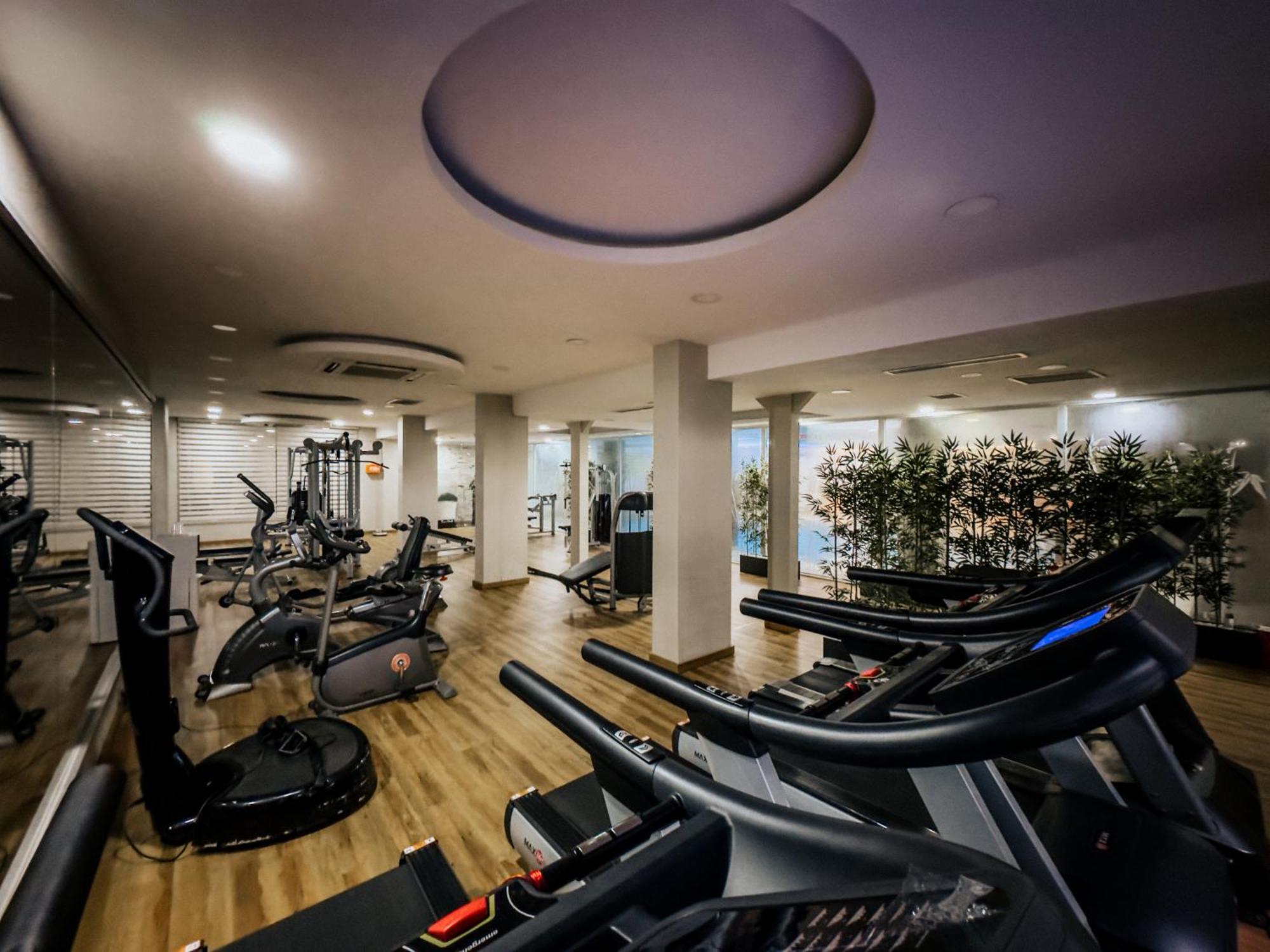 Elegance Resort Hotel & Spa Wellness-Aqua Γιάλοβα Εξωτερικό φωτογραφία