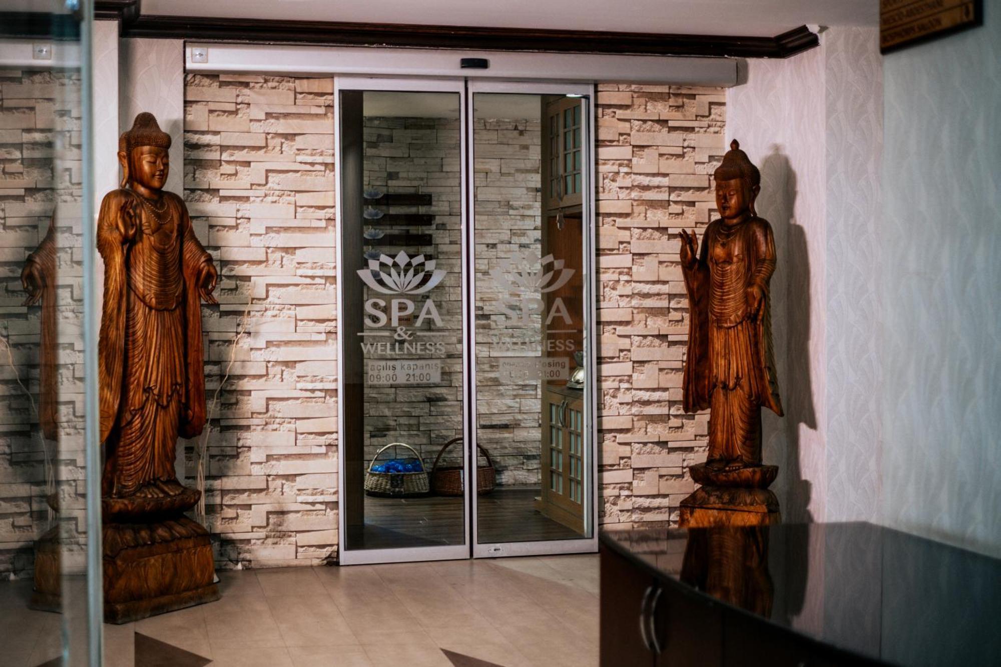 Elegance Resort Hotel & Spa Wellness-Aqua Γιάλοβα Εξωτερικό φωτογραφία