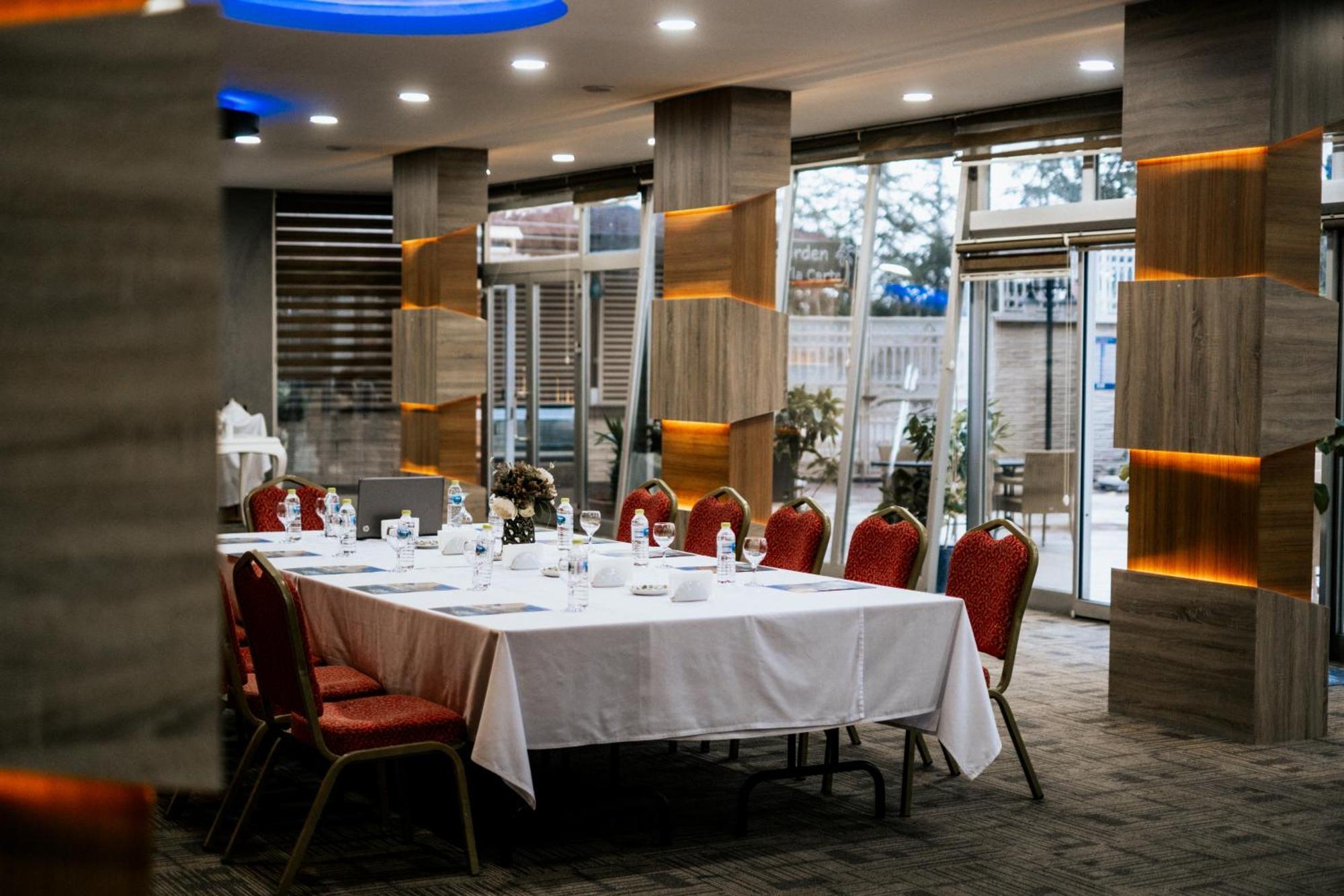 Elegance Resort Hotel & Spa Wellness-Aqua Γιάλοβα Εξωτερικό φωτογραφία
