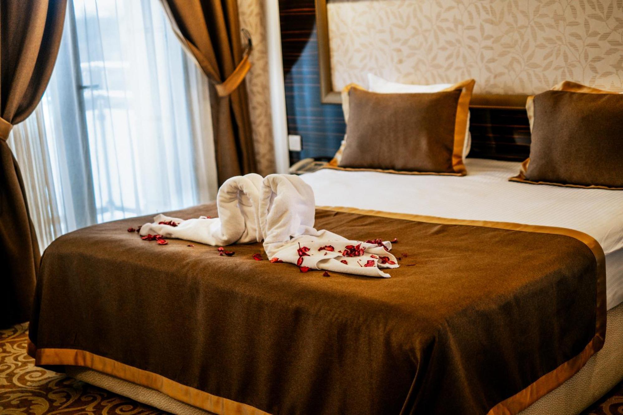 Elegance Resort Hotel & Spa Wellness-Aqua Γιάλοβα Εξωτερικό φωτογραφία
